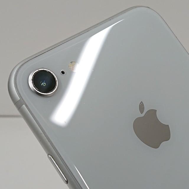 iPhone8 64GB ドコモ シルバー 送料無料 即決 本体 c23204 : アーク