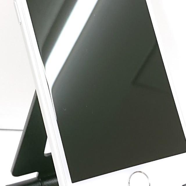 iPhone8 64GB ドコモ シルバー 送料無料 即決 本体 c23318 : アーク