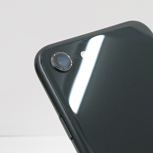iPhoneSE 第2世代 64GB ドコモ ブラック 送料無料 即決 本体 c23330