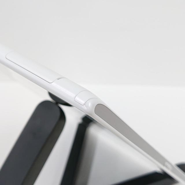ARROWS Tab F-03G docomo ホワイト 送料無料 即決 本体 n07234