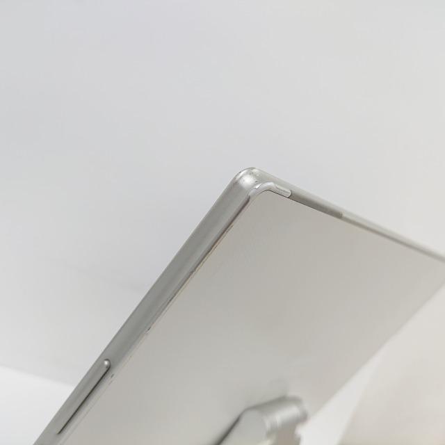 arrows Tab F-02K docomo オフホワイト 送料無料 即決 本体 n08218