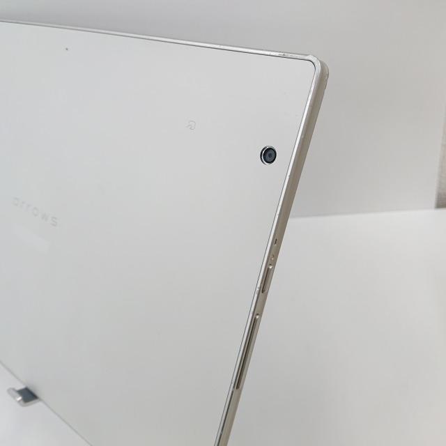arrows Tab F-02K docomo オフホワイト 送料無料 即決 本体 n08218
