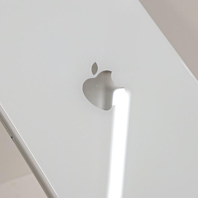 ジャンク品】iPhoneSE 第2世代 64GB Softbank ホワイト 送料無料 即決