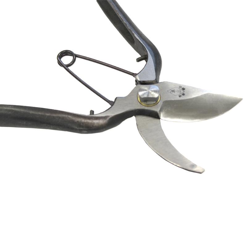 剪定鋏 B型 皮止 180mm 箱入 阿武隈川宗寛 102 |  | 02