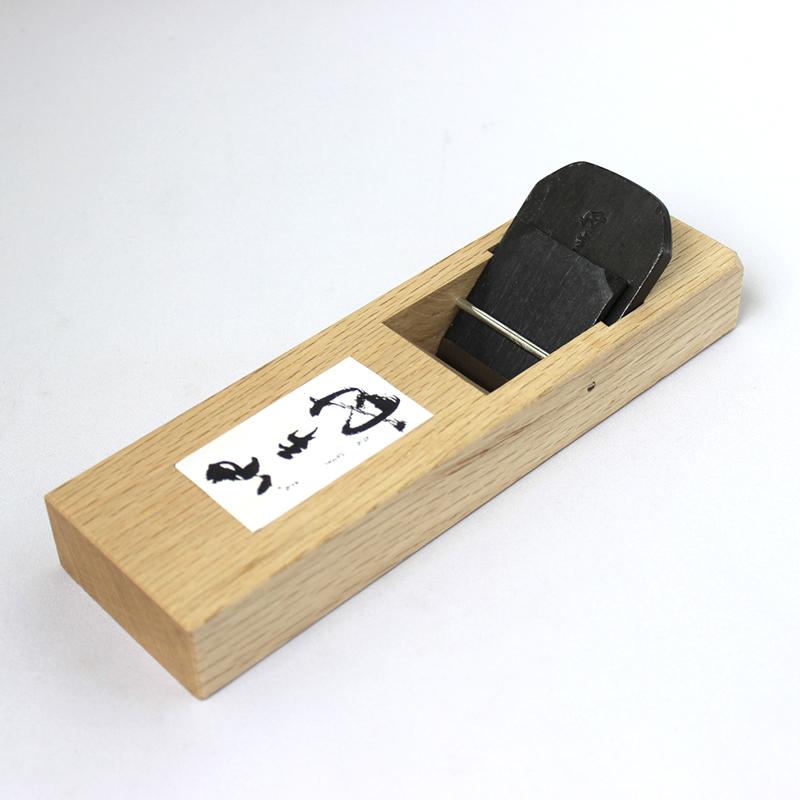 丹生山 小鉋 ヒナ型 燕鋼 48mm（白樫・7寸） 磨きパウダー付き 常三郎 TP-254 | 