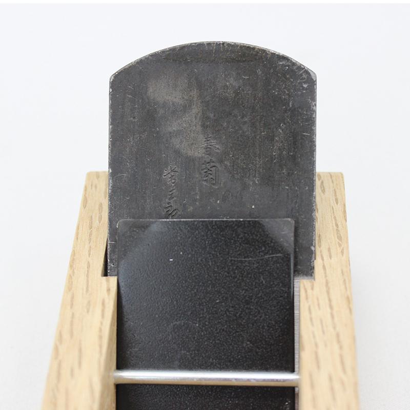 反り鉋『春蘭』 青紙2号鋼 42mm（白樫・5寸5分台） 磨きパウダー付き 常三郎 TP-181 |  | 01