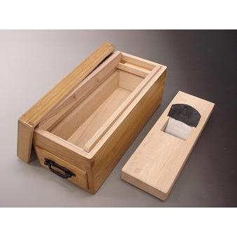 カツオ削り 木箱入り・上 鰹節 かつお節 カツオ節 ホーライ K-8000 |  | 01