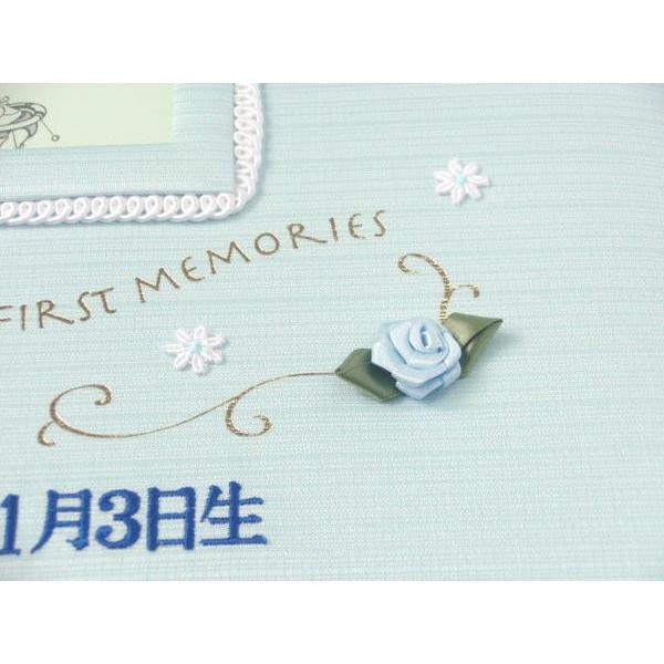 アルバム 名入れ ベビー 名入れアルバム 名前入りアルバム フォトアルバム 出産祝い 刺繍で赤ちゃんの名前入り 台紙が増やせる オルゴール付きも可 117-060 フレの画像