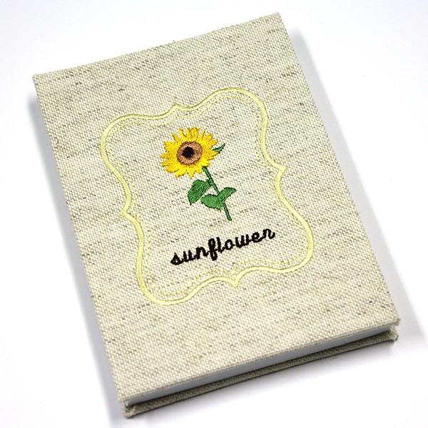 御朱印帳 ヒマワリ ひまわり 向日葵 麻 かわいい おしゃれ 手作り ご朱印帳 朱印帳 カバー付き 和紙 蛇腹 生成り Syuin 44 Syuin 44 アルバム メモリアル アーデント 通販 Yahoo ショッピング