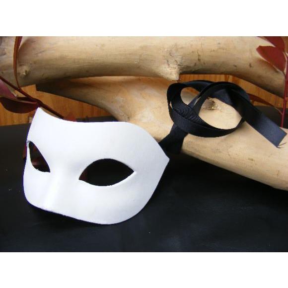 仮面 コスプレ ダンス 手作りマスク 白 ホワイト ベネチアンマスク ペーパークラフト244 イタリア製 変装 仮装 仮面舞踏会 ハロウィン アイ マスク Y エリア27 通販 Yahoo ショッピング