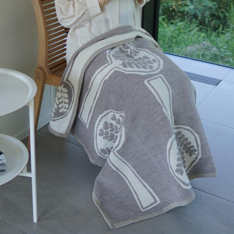 perhonen（ミナ minä 90x140cm ブランケット ミナペルホネンKLIPPAN ペルホネン） shop online Style REAL | 布団・毛布