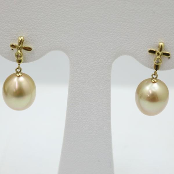 【最終価格】白蝶金 真珠 10mmピアス(K18／ダイヤ付) 真珠 パール ピアス 白蝶真珠 南洋真珠 10mm ゴールドカラー