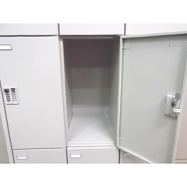727269人用ダイヤル式ロッカー　オカムラ　幅：900　奥行：450　高さ：1790　カラー：ニューグレー
