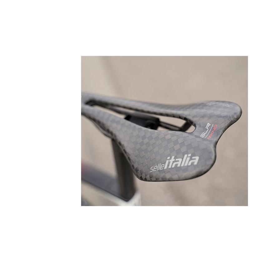 selle ITALIA セライタリア SLR BOOST TEKNO SUPERFLOW ブースト selle ITALIA セライタリア SLR BOOST TEKNO SUPERFLOW ブースト