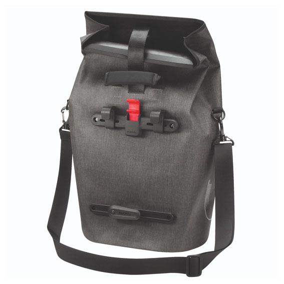 バッグ R KAWASAKI : Kawasaki x RS Taichi WP Hip Bag [J8914-0167]