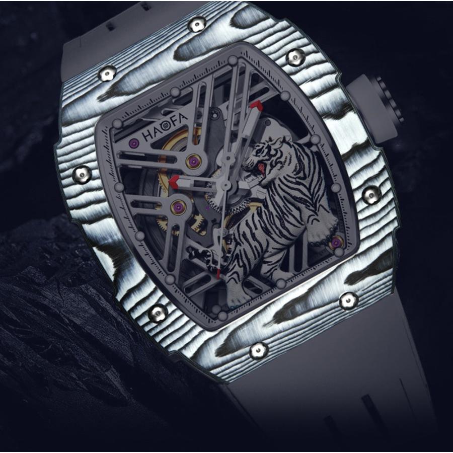 自動巻きトノー型腕時計 スケルトン