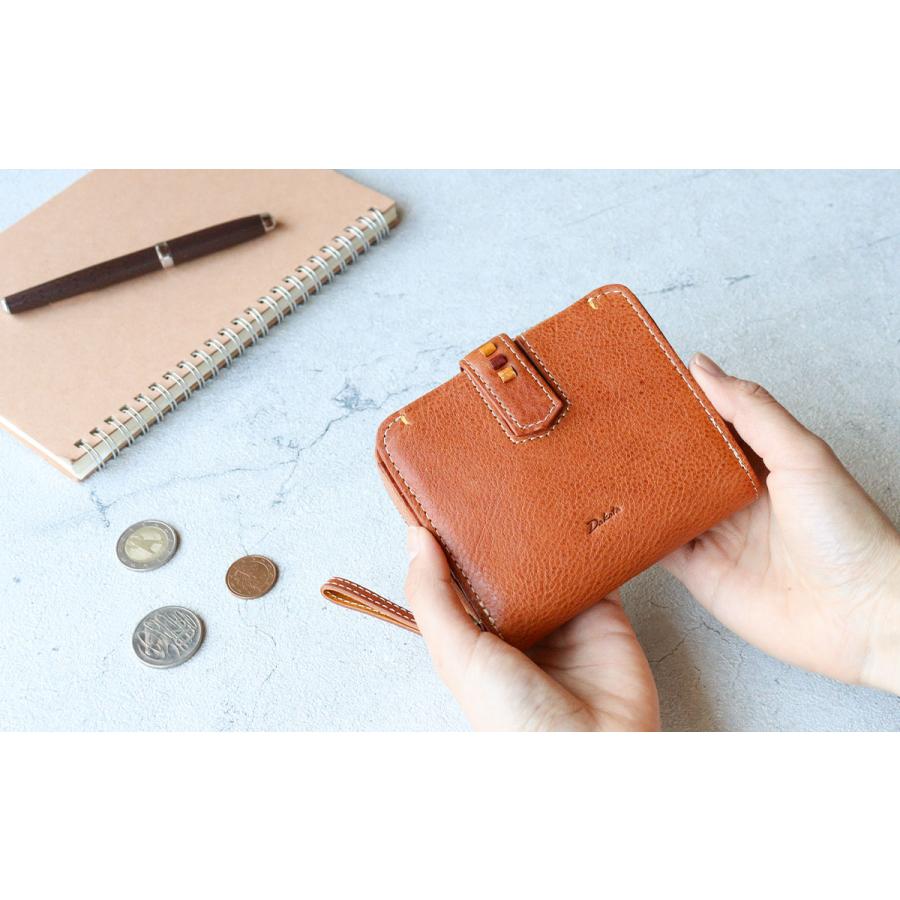 Dakota（ダコタ） 二つ折り財布 外付けラウンドファスナー小銭入れ