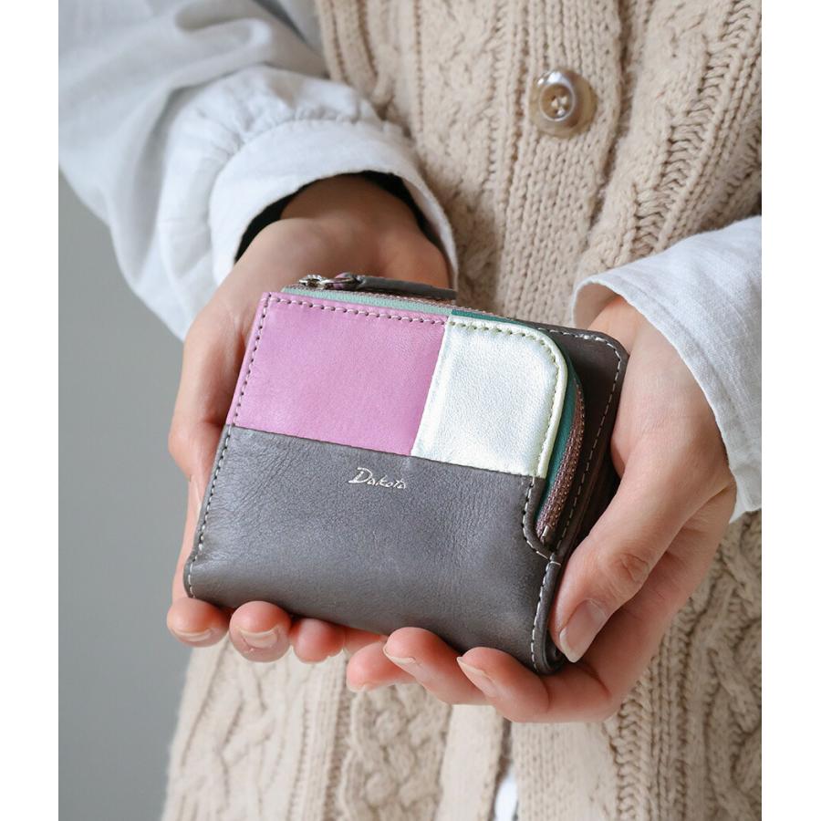 Dakota（ダコタ） 二つ折り財布 外付けL字ファスナー小銭入れ パッチ