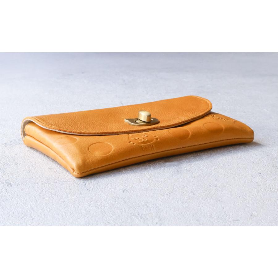 box21 かぶせ長財布 マルチポーチ 通帳ケース ひねり金具 ネコ 猫 牛革