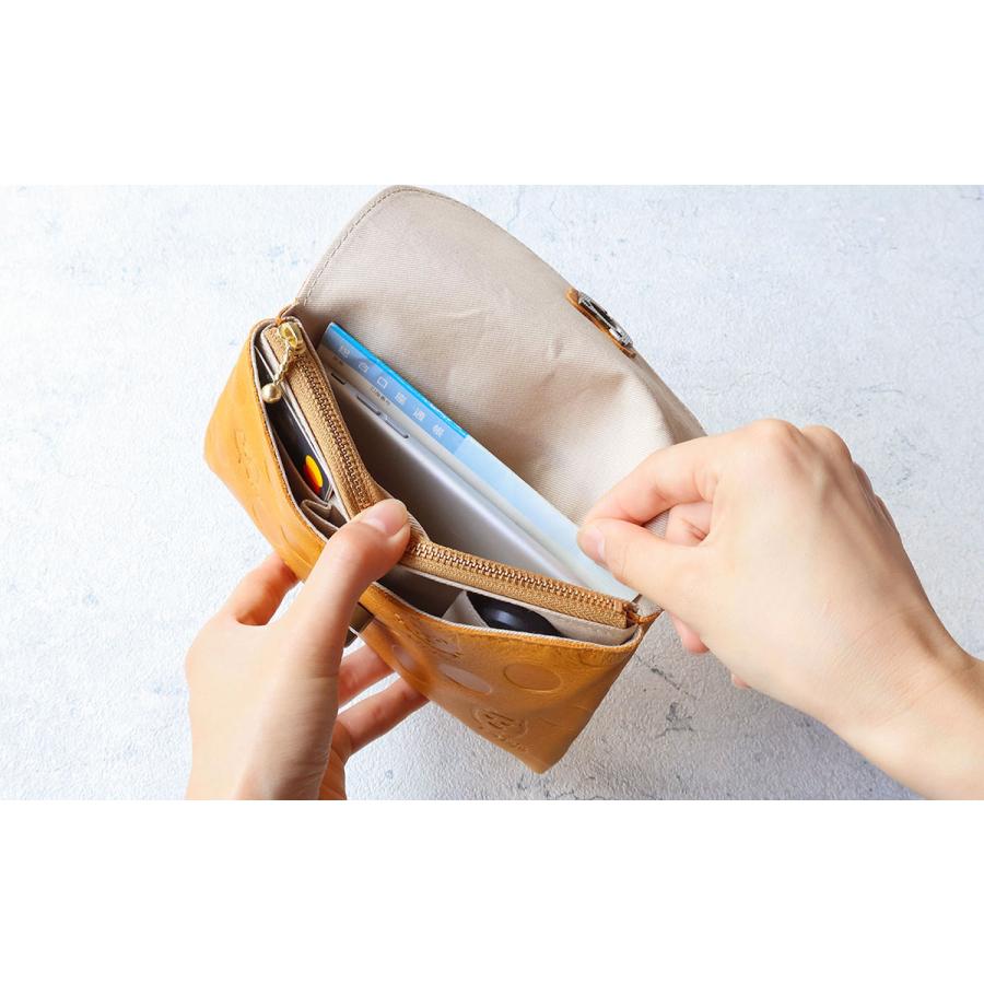 box21 かぶせ長財布 マルチポーチ 通帳ケース ひねり金具 ネコ 猫 牛革