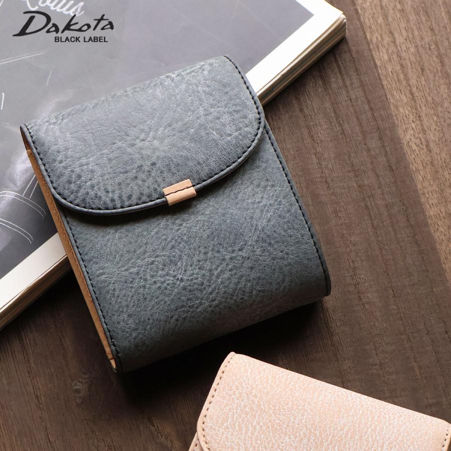 Dakota（ダコタ） 二つ折り財布 縦型 かぶせ 経年変化 ロウ ホワイト