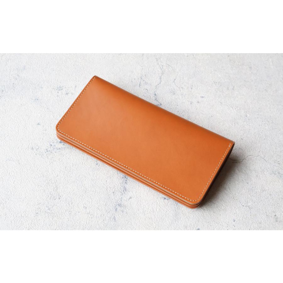 【新品・未使用品】Dakota ダコタ本革 かぶせ長財布クロコ型押しキャメル系 Dakota（ダコタ） かぶせ長財布 経年変化 トラッカーウォレット ホック