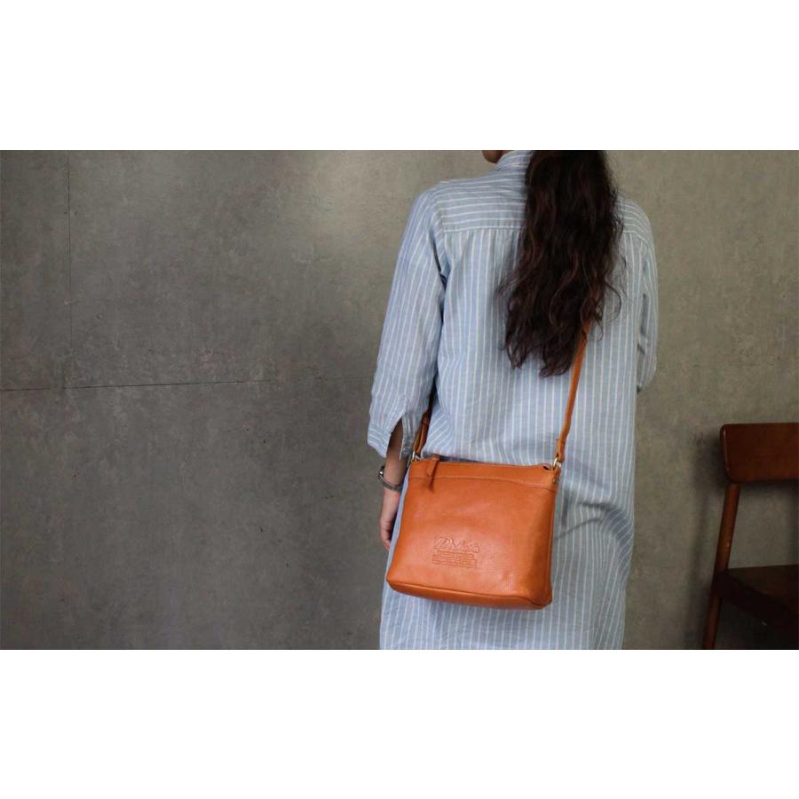 Dakota（ダコタ） ショルダーバッグ マチ付き 斜め掛け ジェントリー