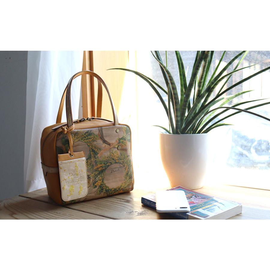 Dakota ボストントートバッグ ダコタ チーザレシリーズ 植物図鑑 Dakota ボストントートバッグ ダコタ チーザレシリーズ 植物図鑑