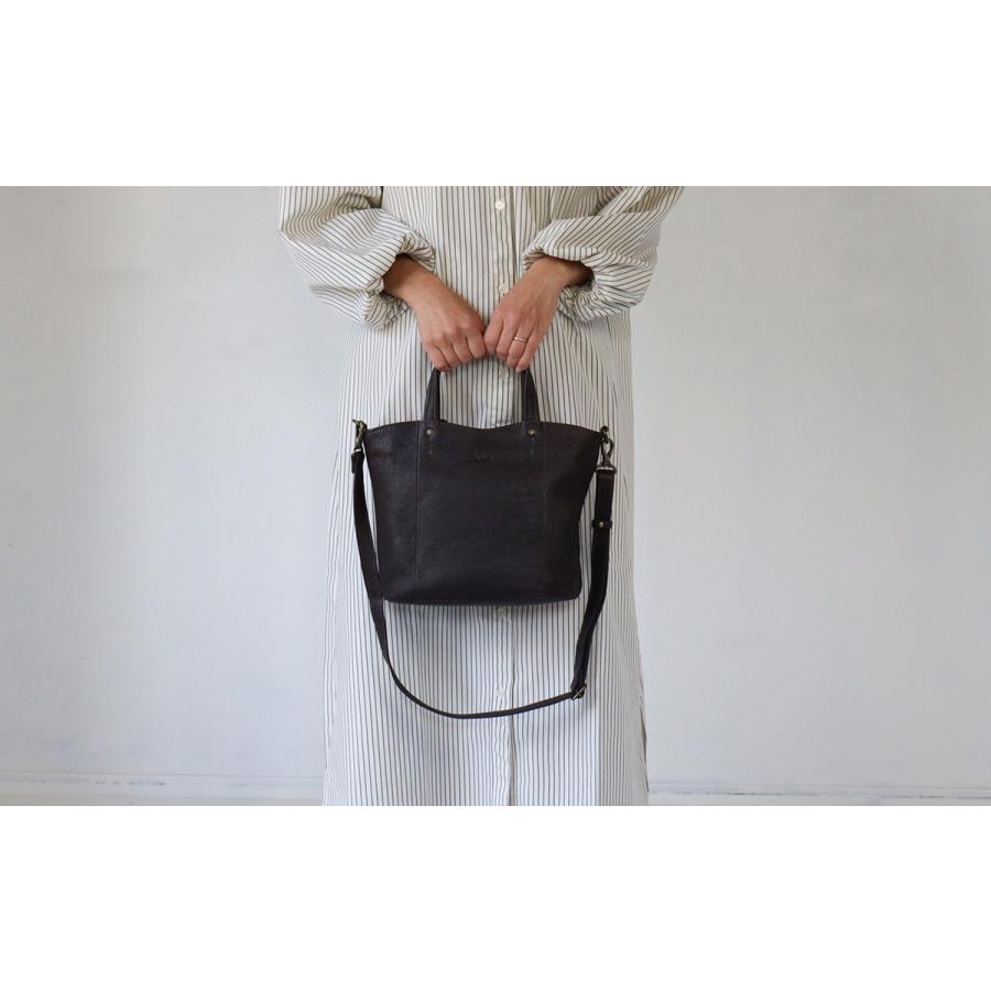 Dakota（ダコタ） 2WAYショルダーバッグ ヤギ革 軽量 軽い カジュアル