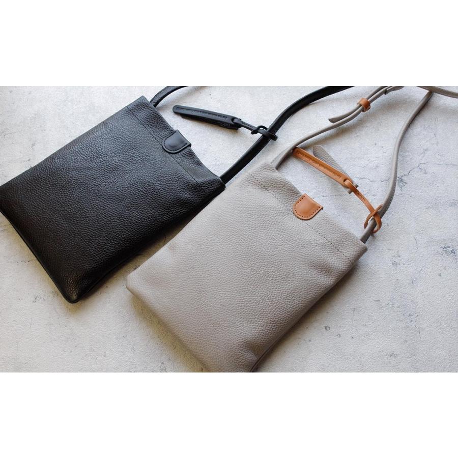 box21 マチなしショルダーバッグ ポーチ サコッシュ トラベルポーチ