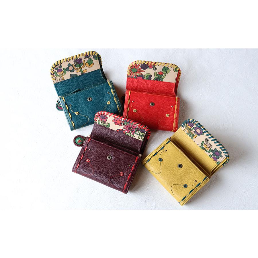 Jocomomola（ホコモモラ） 二つ折り財布 かぶせデザイン 革かがり