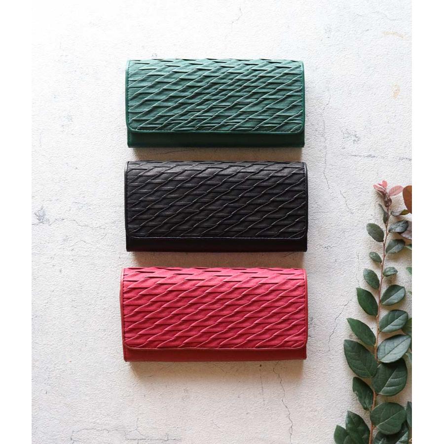 シビラ アルテ長財布 豚革×牛革 プリーツ加工 エレガント 5470402 楽天市場】長財布 ラウンドファスナー 豚革×牛革 プリーツ加工