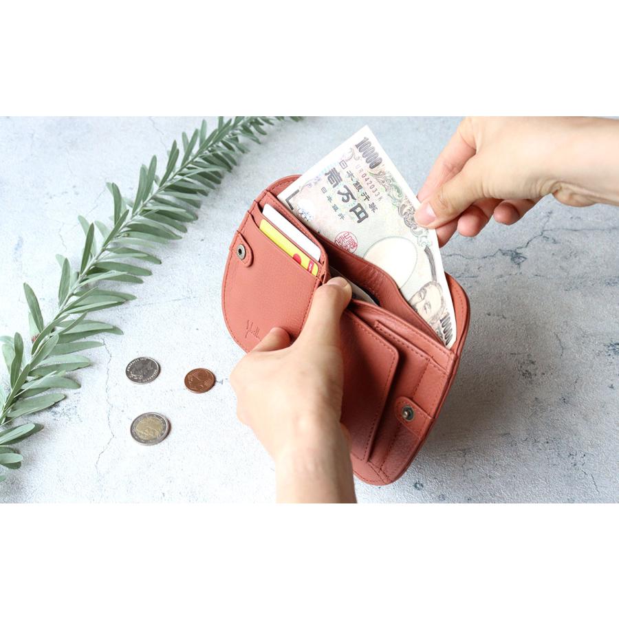 Sybilla（シビラ） 二つ折り財布 ボックス型小銭入れ リボン