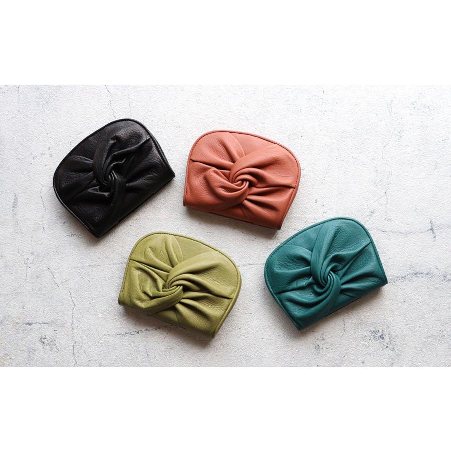 Sybilla（シビラ） 二つ折り財布 ボックス型小銭入れ リボン
