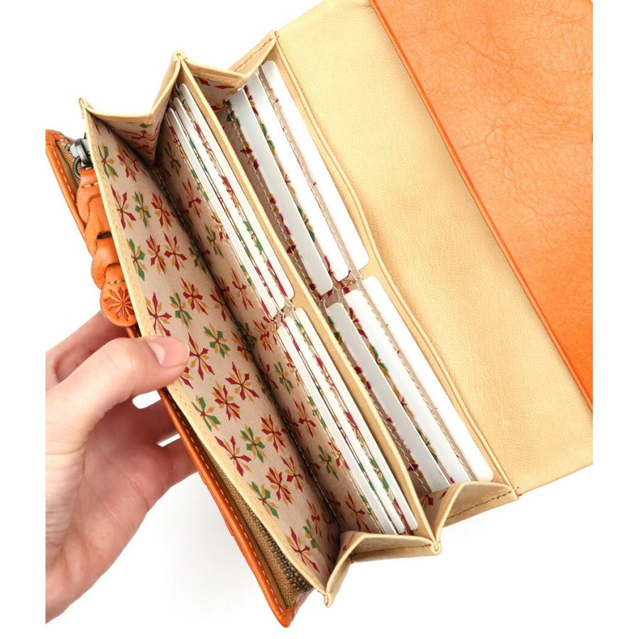 Sybilla（シビラ） かぶせ長財布 刺繍 パンチング 花 ワンポイント