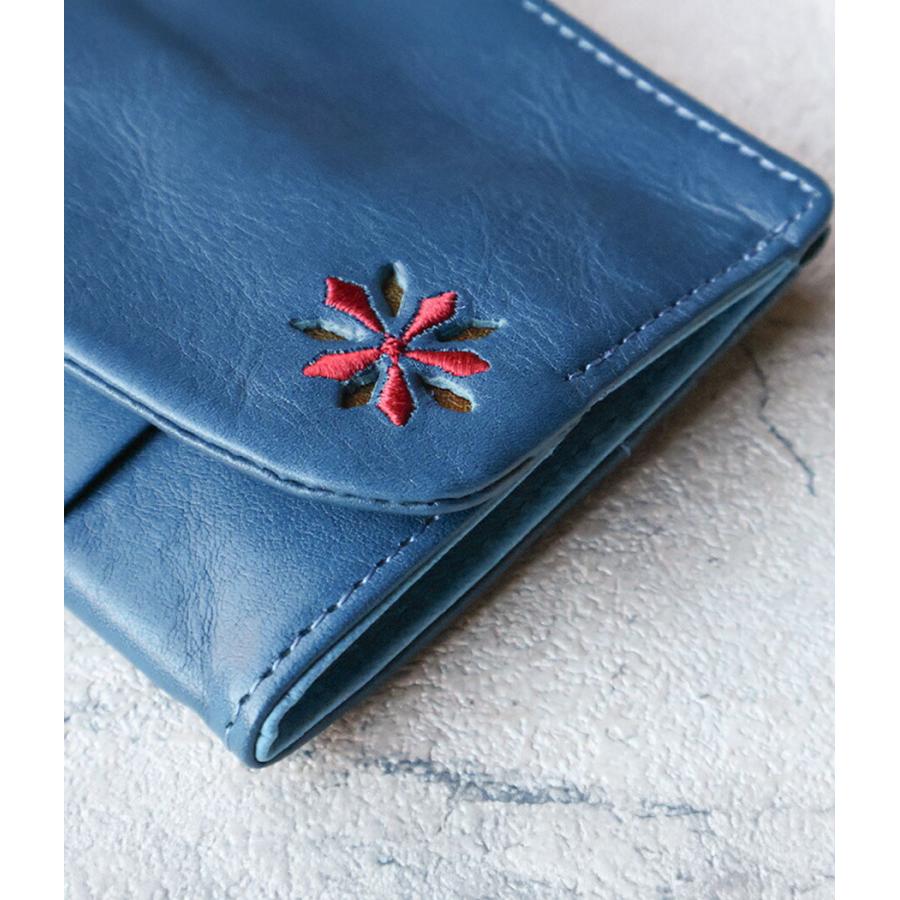 Sybilla（シビラ） ミニ財布 ボックス型小銭入れ 刺繍 パンチング 花