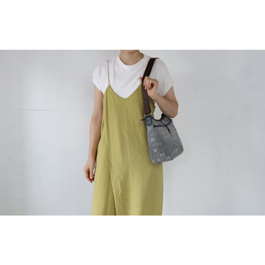 ELLE（エル） ショルダーバッグ(小) 軽い 軽量 撥水 ドット レディース