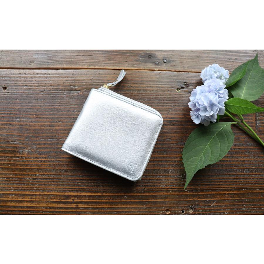 未使用 クレドラン2つ折り財布 TANTE MEDIUM WALLETシルバー 未使用 クレドラン2つ折り財布 TANTE MEDIUM WALLETシルバー 未