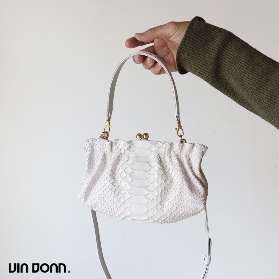 ヴィアドアンアイボリーショルダーバッグ