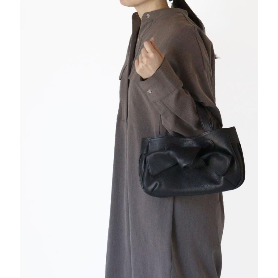 美品◎VIA DOAN ジルダ 本革 ソフト リボン ショルダーバッグ 黒 A4 美品◎VIA DOAN ジルダ 本革 ソフト リボン ショルダーバッグ 黒 A4