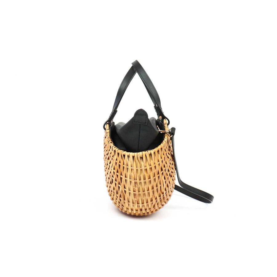 新品】ikot キャメル（ラクダ）型ラタンバッグ（限定品・希少品）