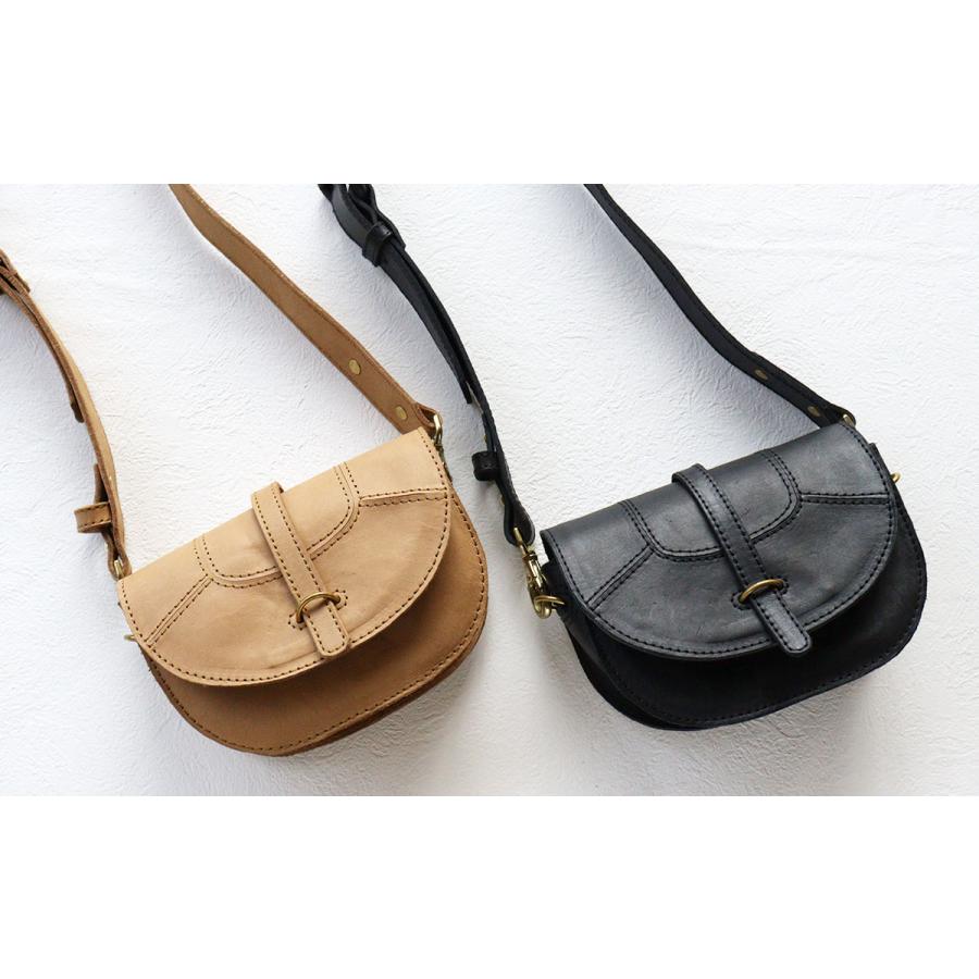 ✨️新品未使用✨️ロビタショルダーバッグ robita（ロビタ） 生産終了品 ショルダーバッグ カットワークフラップ