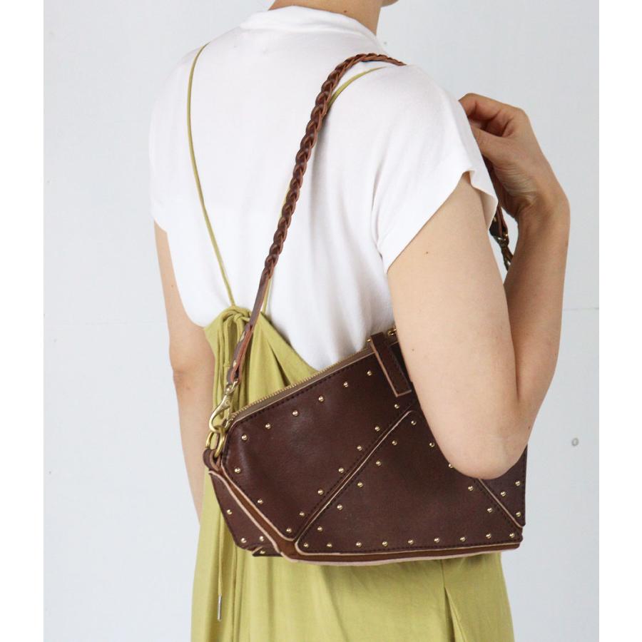 robita（ロビタ） 生産終了品 ショルダーバッグ スタッズ 三角パネル