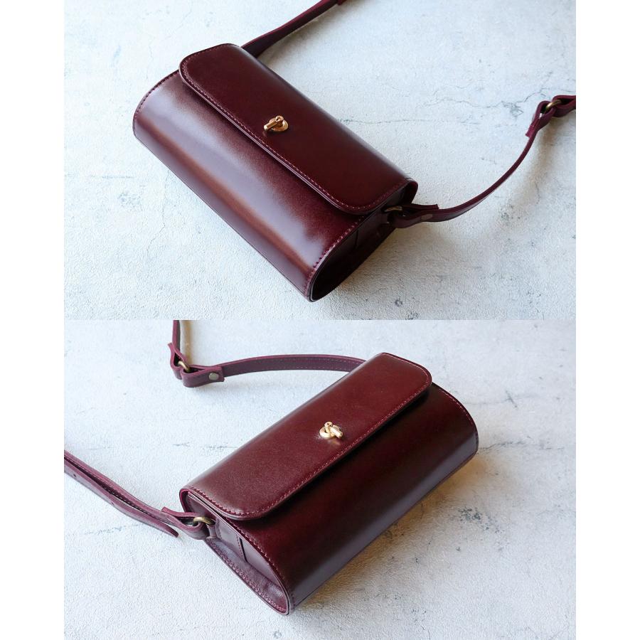 TIDEWAY タイドウェイ 新品タグつき ショルダーバッグ 値下げ TIDEWAY（タイドウェイ） ショルダーバッグ 肩掛け スイッチ MOSS モス