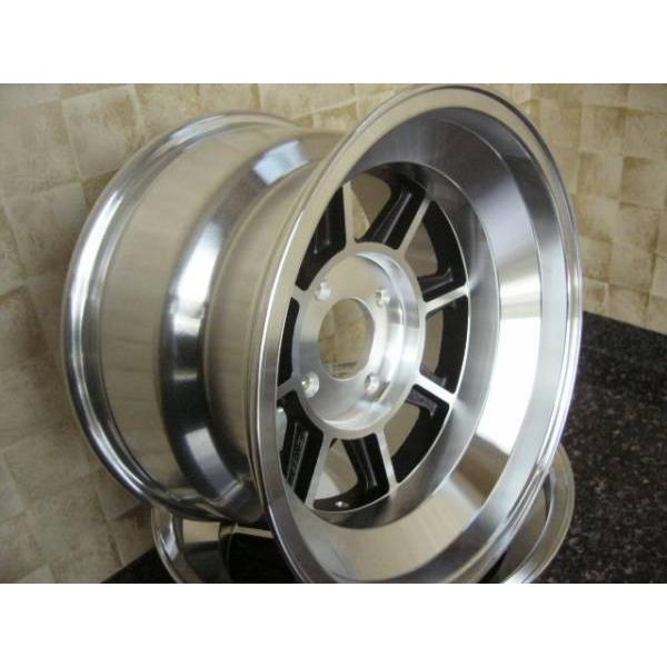 S30 ハコスカ ハヤシストリート CR 8.0J-15 114.3 4H 0 旧車 深リム