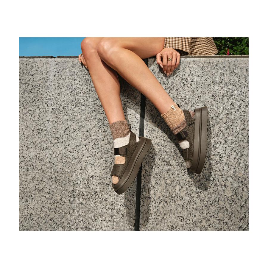 UGG（アグ） 【P10倍】UGG / アグ ： W GOLDENGLOW EMBOSSED