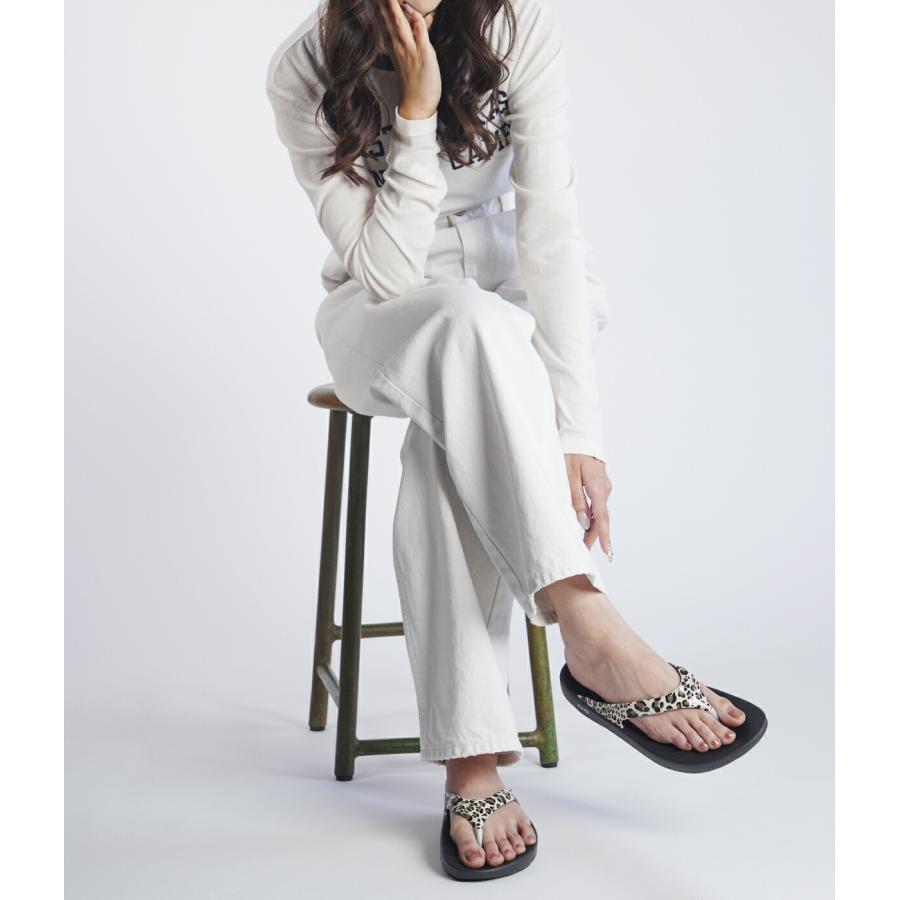 OOFOS / ウーフォス ： [レディース]OOlala Limited-Leopard2 ： 2000600206261 | OOFOS | 05