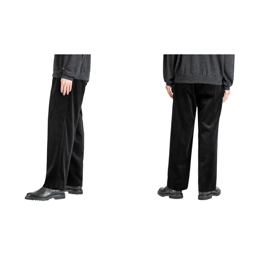 markaware（マーカウェア） ： CLASSIC FIT DOUBLE PLEATED TROUSERS