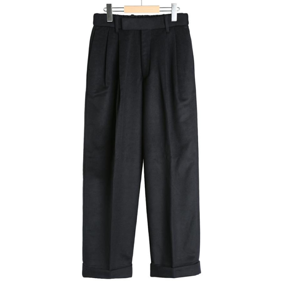 markaware（マーカウェア） ： DOUBULE PLEATED WIDE TROUSERS