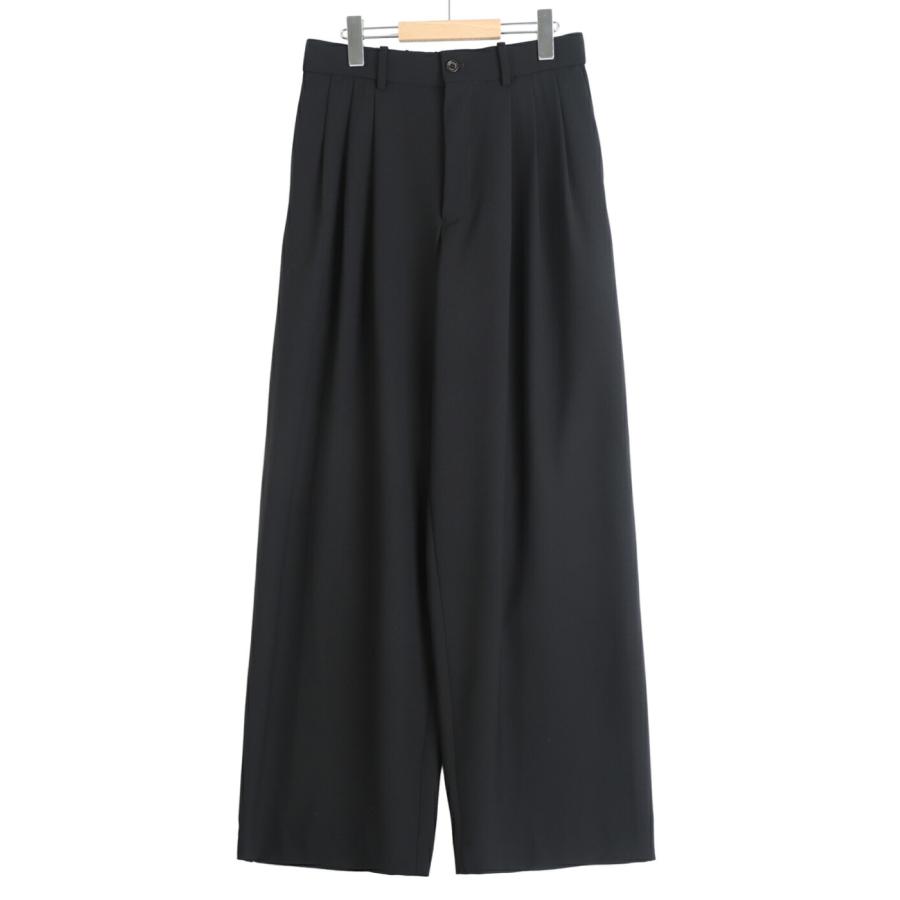 markaware（マーカウェア） ： TRIPLE PLEATED WIDE TROUSERS